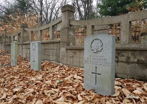 Морское кладбище Владивосток Канадское захоронение