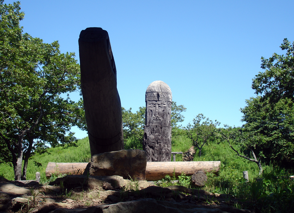 Святилище Перуна на Змеинке