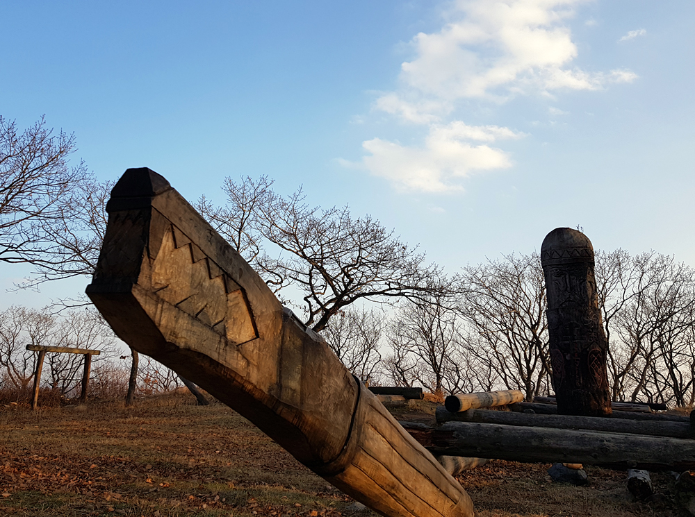 Святилище Перуна на Змеинке