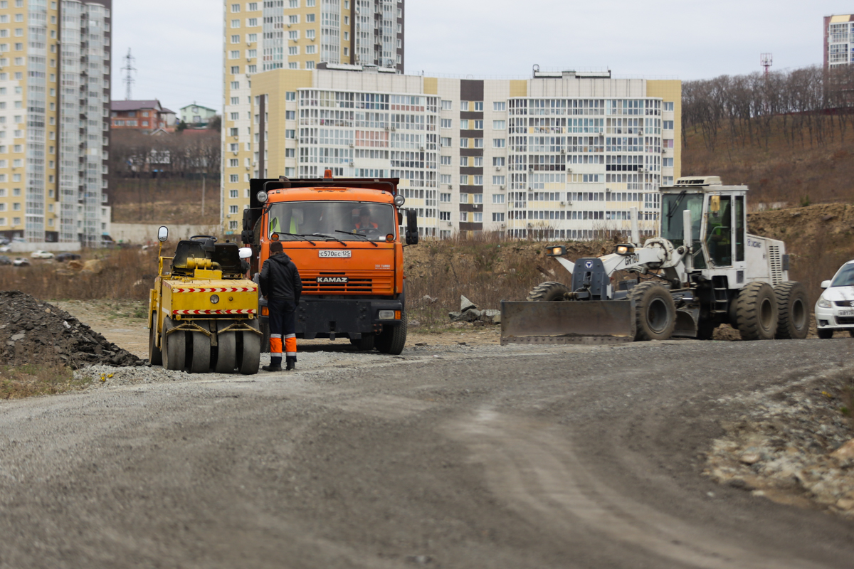 Дорога дв. Грейдировать дорогу. Улица Сочинская Владивосток. Северо-Восточное ДСУ. Юго-Восточное ДСУ Г.Бийск.