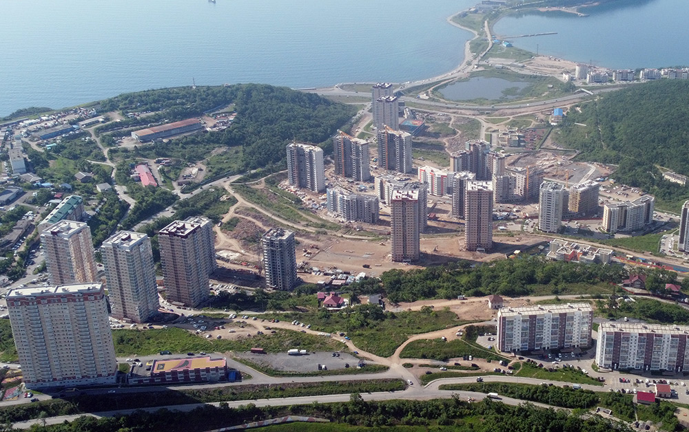 Во владивостоке есть бухты патрокл аякс. Приморье.